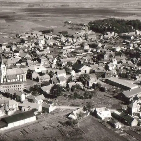 La Cour Des Grandes
